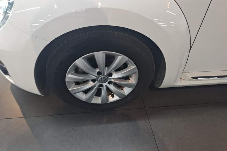 Used Volkswagen Beetle 2018 180TSI Yile Model Left Front Wheel Hub