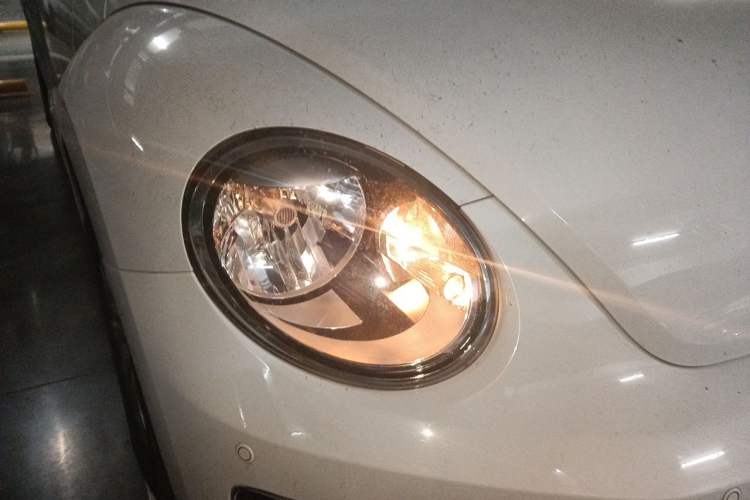 Used Volkswagen Beetle 2018 180TSI Yile Model Right Front Headlight