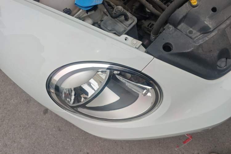 Used Volkswagen Beetle 2018 180TSI Yile Model Right Front Headlight
