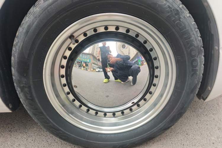 Used Volkswagen Beetle 2018 180TSI Yile Model Right Front Wheel Hub