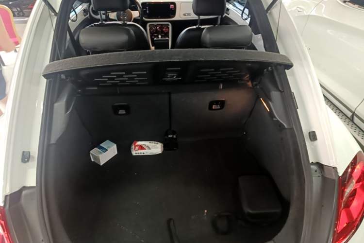 Used Volkswagen Beetle 2018 180TSI Yile Model Trunk