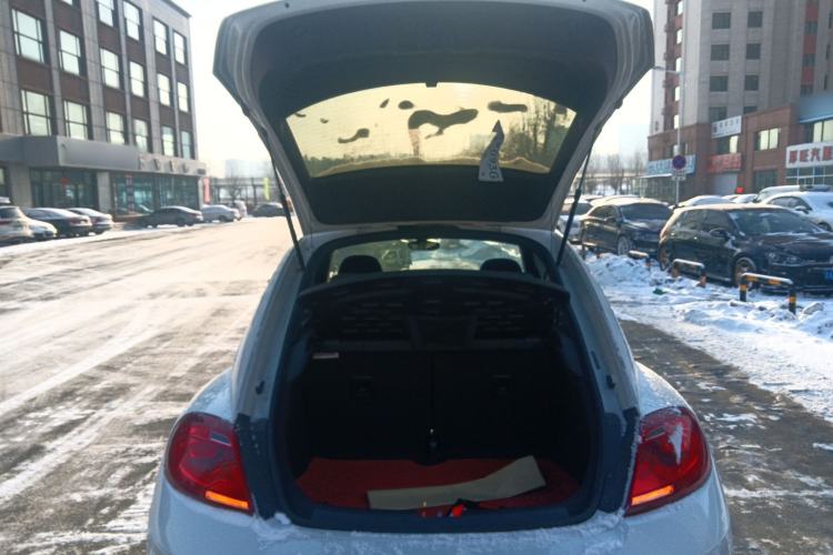 Used Volkswagen Beetle 2018 180TSI Yile Model Trunk