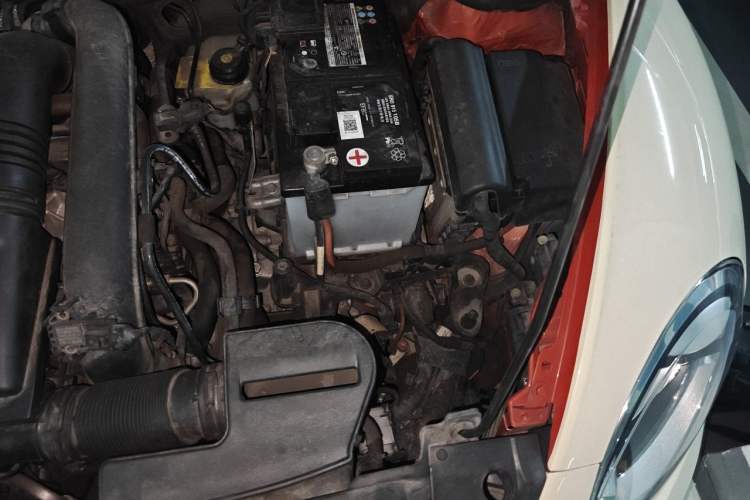 Used Volkswagen Beetle 2018 180TSI Yile Model Engine Bay Left
