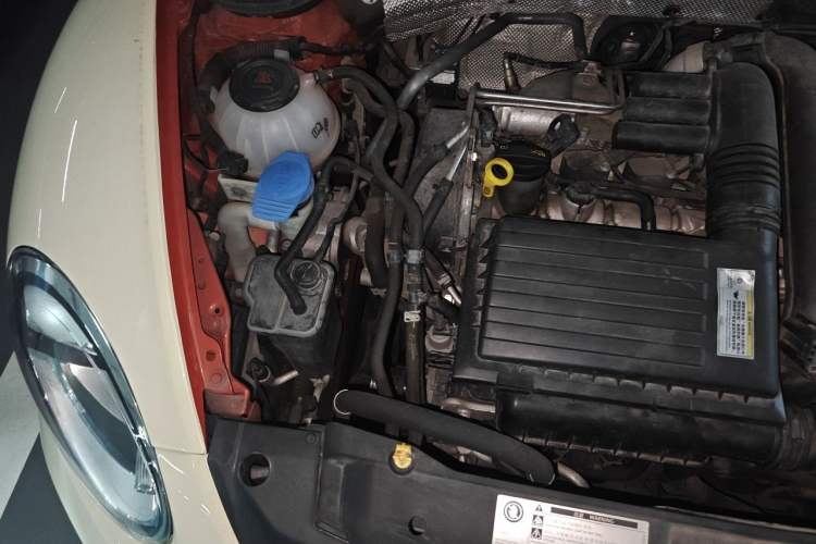 Used Volkswagen Beetle 2018 180TSI Yile Model Engine Bay Right
