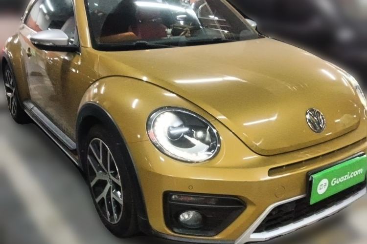 Used Volkswagen Beetle 2018 280TSI Dune Off-Road Edition Front Right 45 Deg