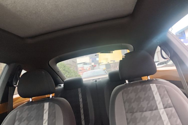 Used Volkswagen Beetle 2018 180TSI Dune Off-Road Edition Headliner