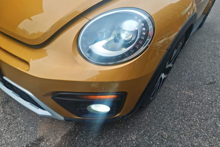 Used Volkswagen Beetle 2018 180TSI Dune Off-Road Edition Left Front Headlight