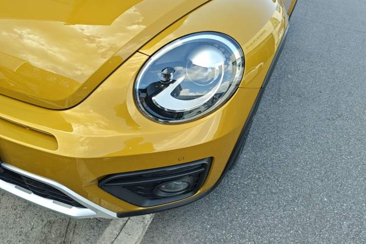 Used Volkswagen Beetle 2018 180TSI Dune Off-Road Edition Left Front Headlight