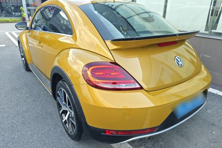 Used Volkswagen Beetle 2018 180TSI Dune Off-Road Edition Rear Left 45 Deg