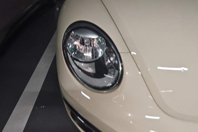 Used Volkswagen Beetle 2018 180TSI Yile Model Right Front Headlight