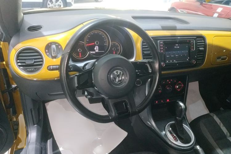 Used Volkswagen Beetle 2018 180TSI Dune Off-Road Edition Steering Wheel