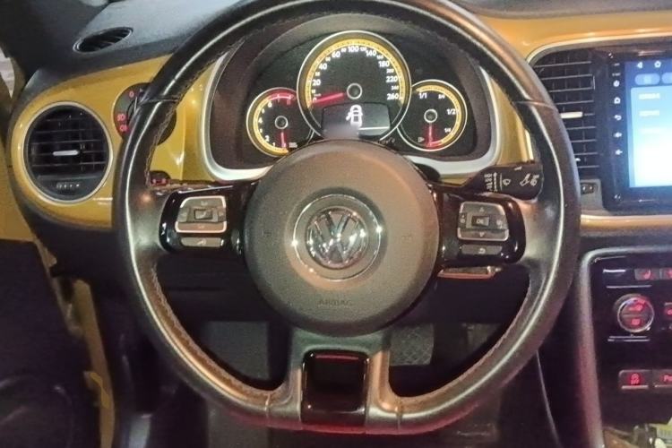 Used Volkswagen Beetle 2018 280TSI Dune Off-Road Edition Steering Wheel