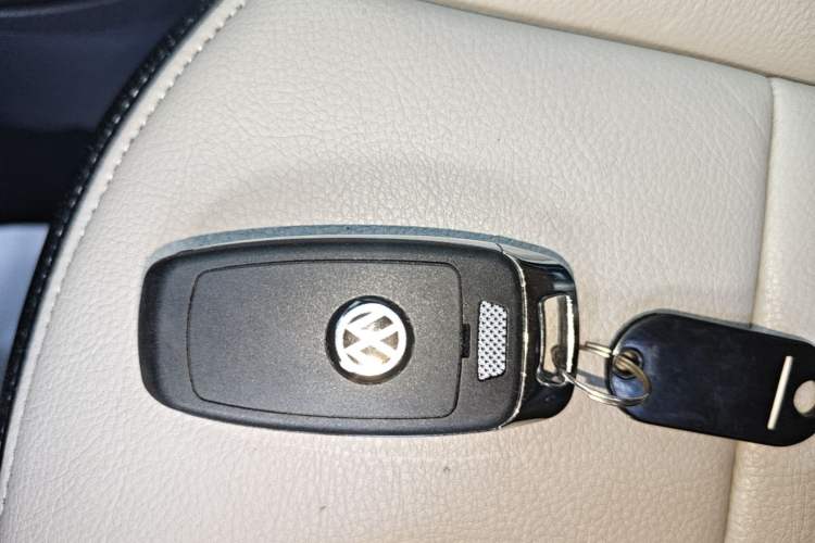 Used Volkswagen Beetle 2018 180TSI Dune Off-Road Edition Vehicle Key