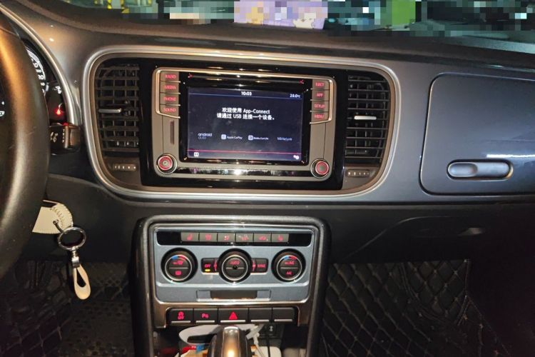 Used Volkswagen Beetle 2019 180TSI Classic Edition Audio And AC Panel