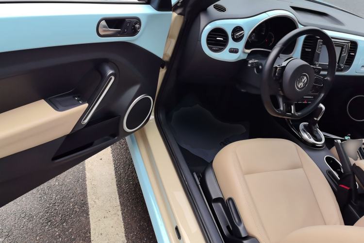 Used Volkswagen Beetle 2019 180TSI Collector's Edition Driver Seat