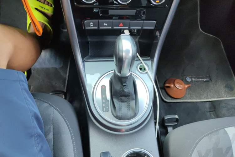 Used Volkswagen Beetle 2019 180TSI Classic Edition Gear Lever