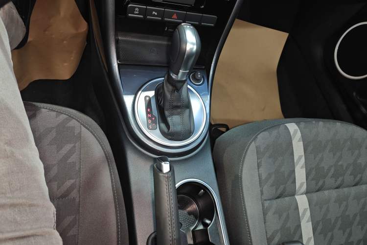Used Volkswagen Beetle 2019 180TSI Classic Edition Gear Lever