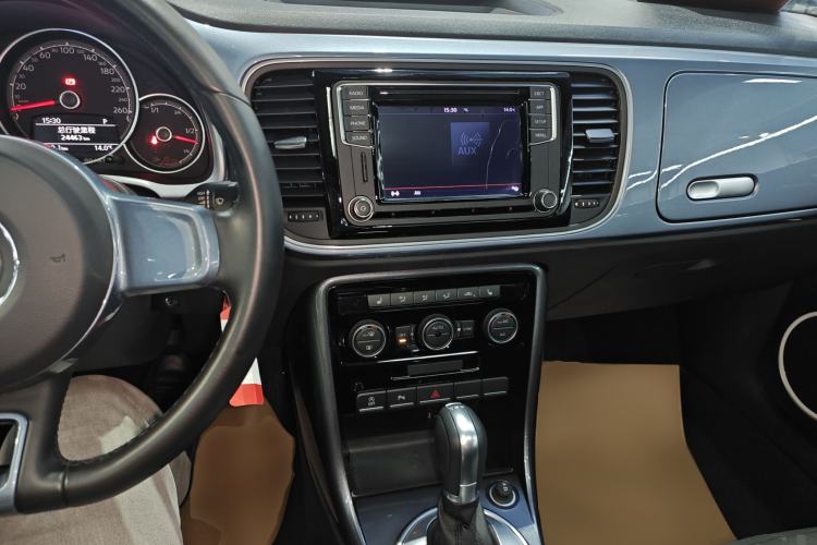 Used Volkswagen Beetle 2019 180TSI Classic Edition Interior 2