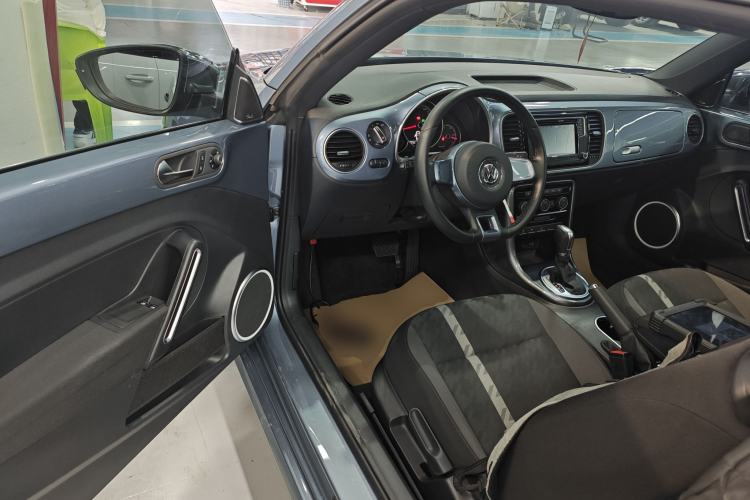 Used Volkswagen Beetle 2019 180TSI Classic Edition Interior 3