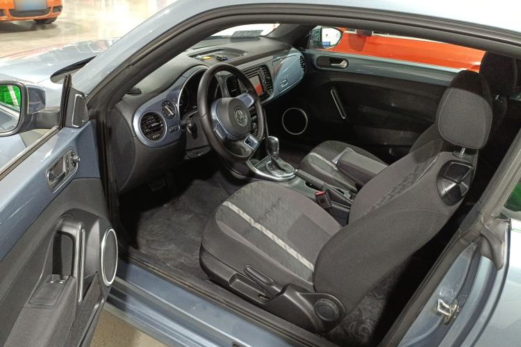 Used Volkswagen Beetle 2019 180TSI Classic Edition Interior 3
