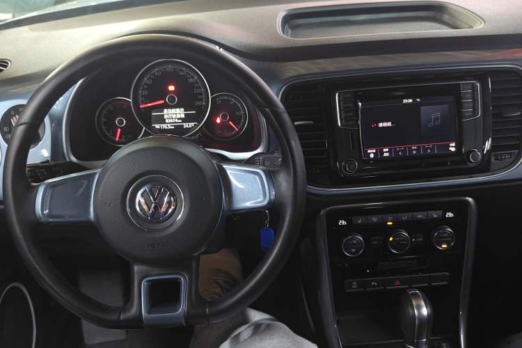 Used Volkswagen Beetle 2019 180TSI Classic Edition Interior 3