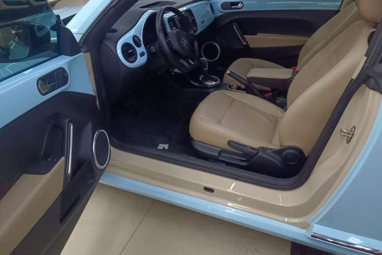Used Volkswagen Beetle 2019 180TSI Collector's Edition Interior 3