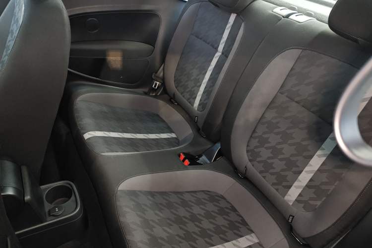 Used Volkswagen Beetle 2019 180TSI Classic Edition Interior 4
