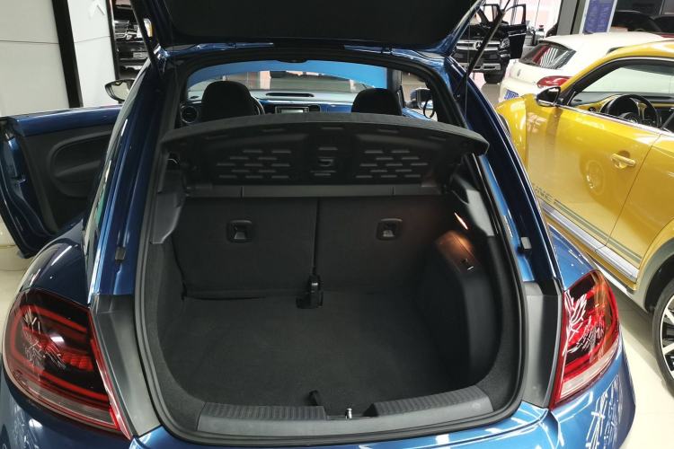 Used Volkswagen Beetle 2019 180TSI Classic Edition Interior 5