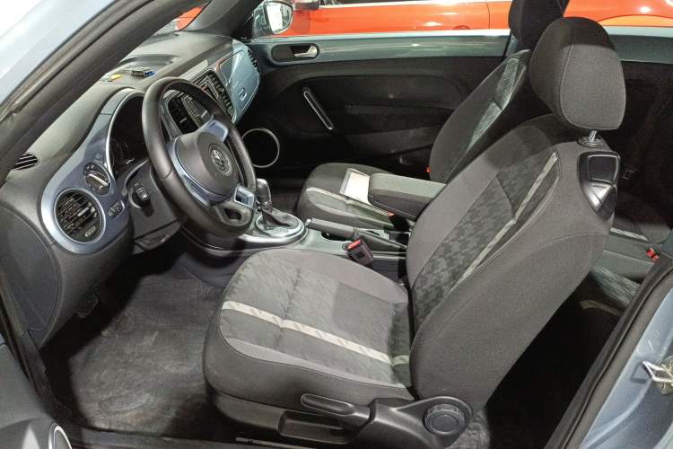 Used Volkswagen Beetle 2019 180TSI Classic Edition Left Front Seat