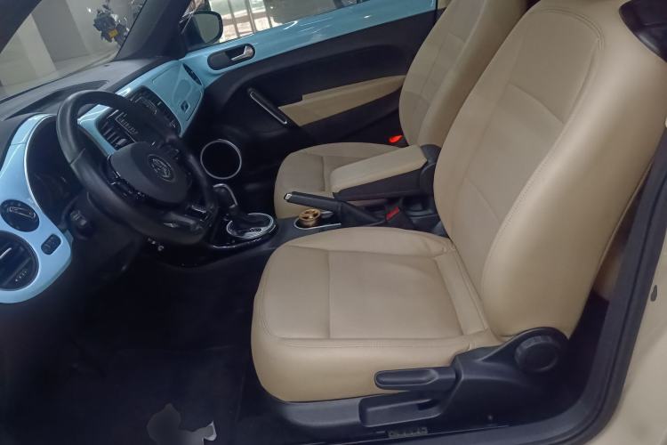 Used Volkswagen Beetle 2019 180TSI Collector's Edition Left Front Seat