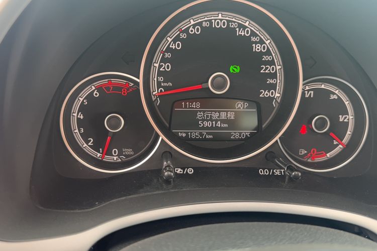 Used Volkswagen Beetle 2019 180TSI Classic Edition Odometer Close Up