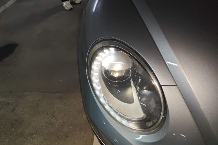 Used Volkswagen Beetle 2019 180TSI Classic Edition Right Front Headlight