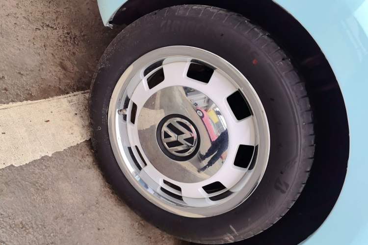 Used Volkswagen Beetle 2019 180TSI Collector's Edition Right Rear Wheel Hub