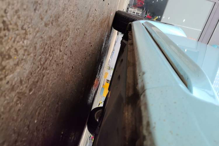 Used Volkswagen Beetle 2019 180TSI Collector's Edition Right Side Sill