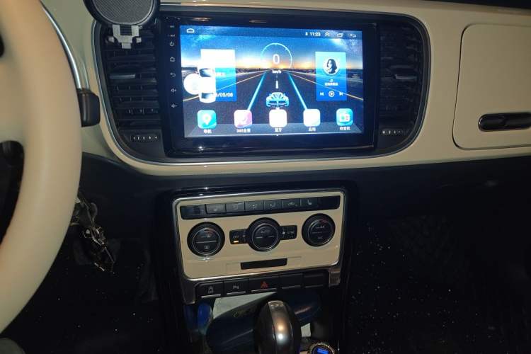 Used Volkswagen Beetle 2019 280TSI Collector's Edition Audio And AC Panel