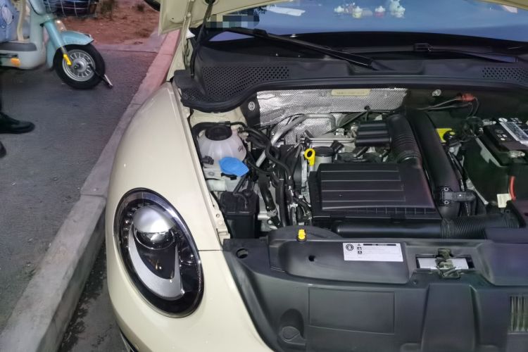 Used Volkswagen Beetle 2019 180TSI Collector's Edition Engine Bay Right