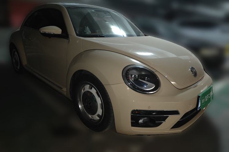 Used Volkswagen Beetle 2019 280TSI Collector's Edition Front Right 45 Deg