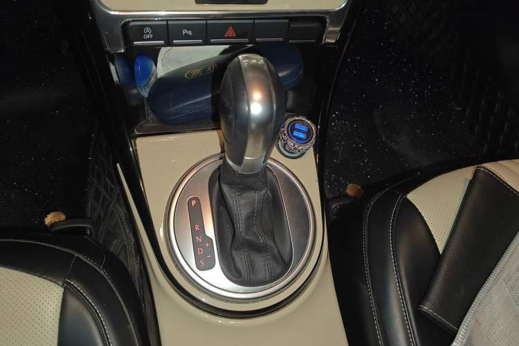 Used Volkswagen Beetle 2019 280TSI Collector's Edition Gear Lever