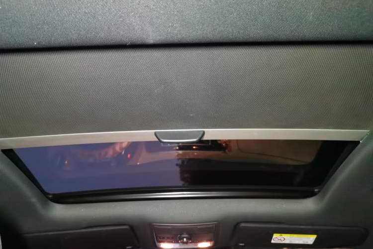 Used Volkswagen Beetle 2019 180TSI Collector's Edition Headliner