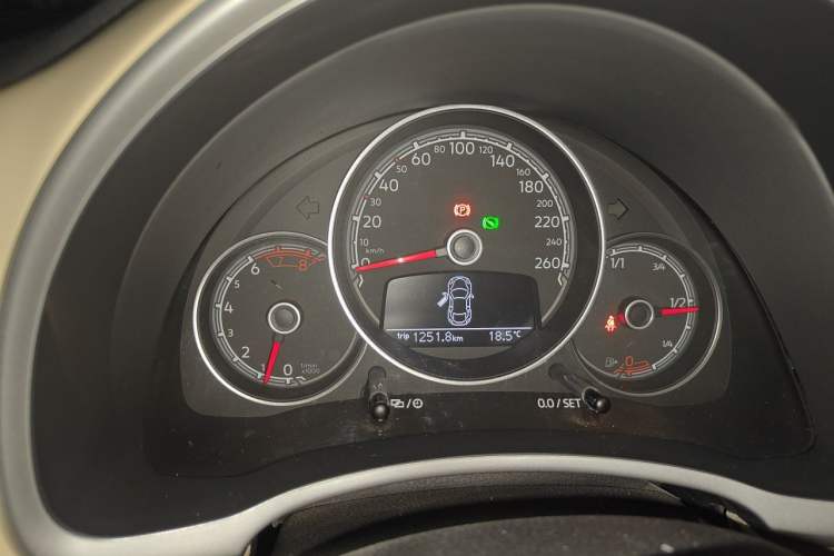 Used Volkswagen Beetle 2019 280TSI Collector's Edition Instrument Cluster