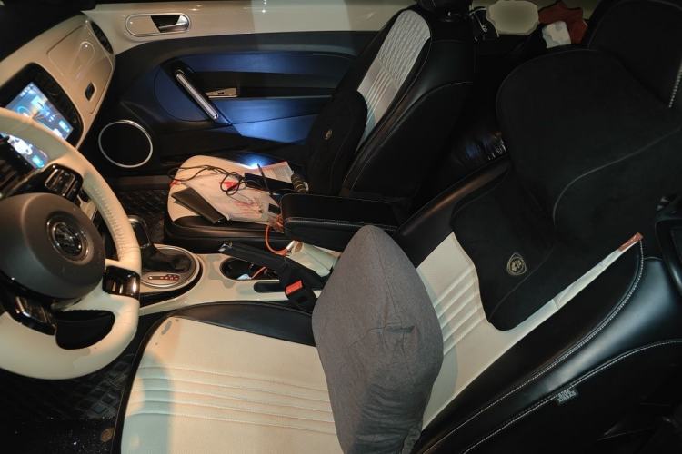 Used Volkswagen Beetle 2019 280TSI Collector's Edition Left Front Seat