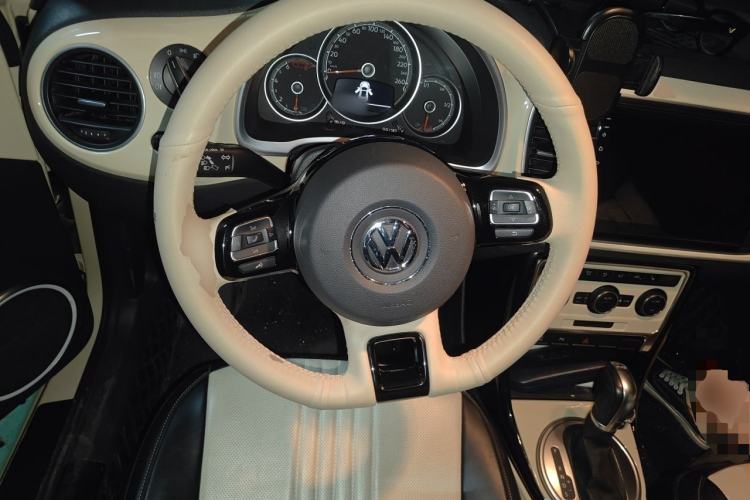 Used Volkswagen Beetle 2019 280TSI Collector's Edition Steering Wheel