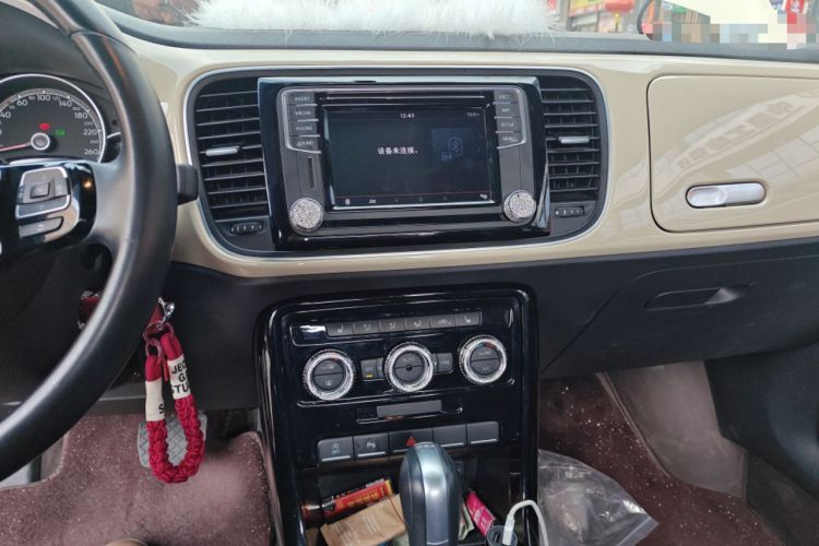 Used Volkswagen Beetle 2019 180TSI Collector's Edition Audio And AC Panel
