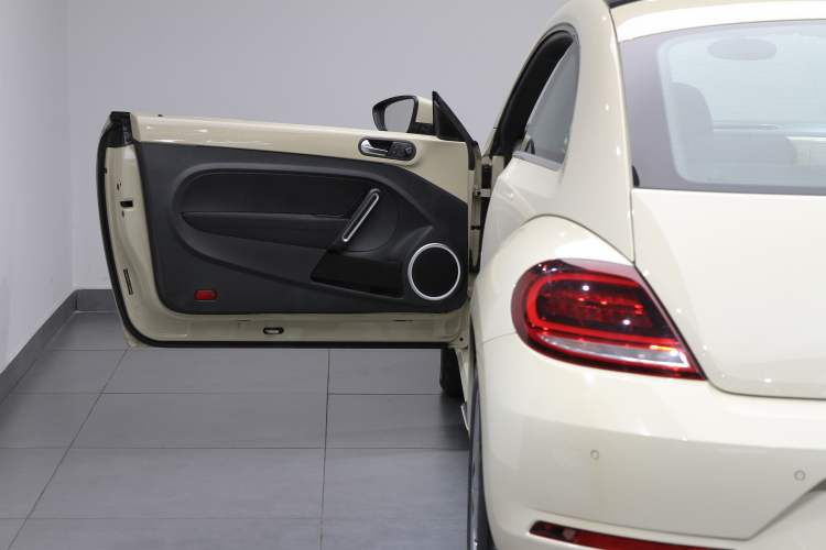 Used Volkswagen Beetle 2019 180TSI Collector's Edition Exterior 8