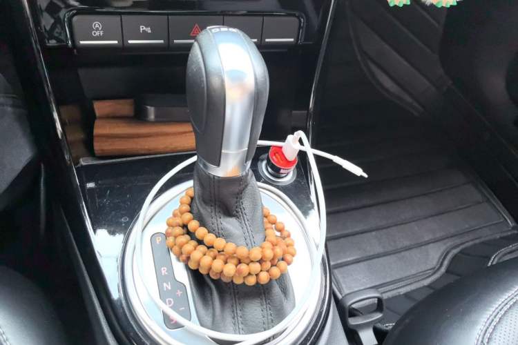 Used Volkswagen Beetle 2019 180TSI Collector's Edition Gear Lever