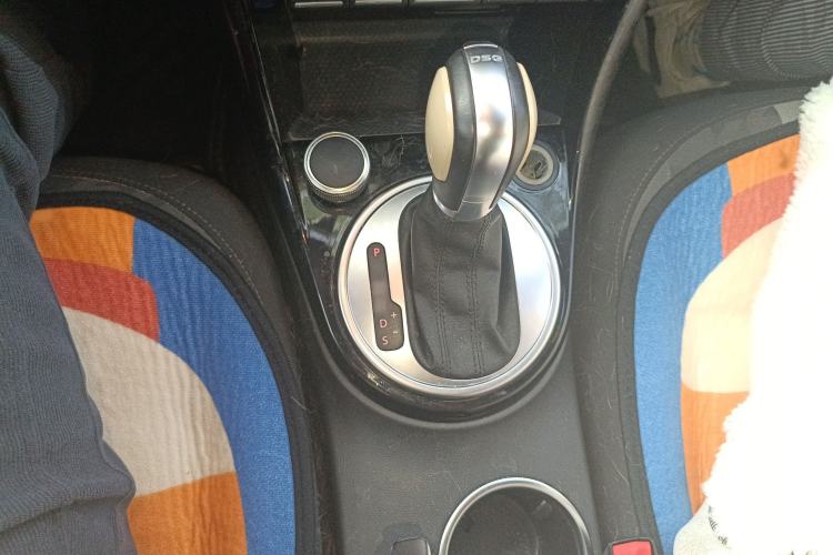 Used Volkswagen Beetle 2019 180TSI Collector's Edition Gear Lever