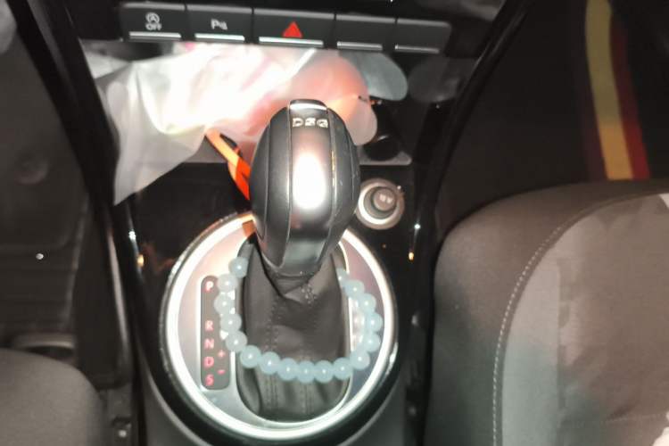 Used Volkswagen Beetle 2019 180TSI Collector's Edition Gear Lever