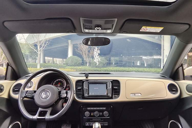 Used Volkswagen Beetle 2019 180TSI Collector's Edition Interior 2