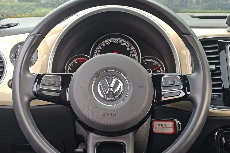 Used Volkswagen Beetle 2019 180TSI Collector's Edition Interior 3