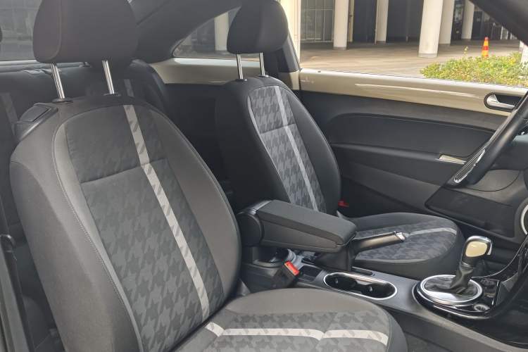 Used Volkswagen Beetle 2019 180TSI Collector's Edition Interior 5